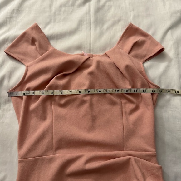 Miusiol mauve pink ruched side short sleeve midi dress with back slit - Picture 9 of 11